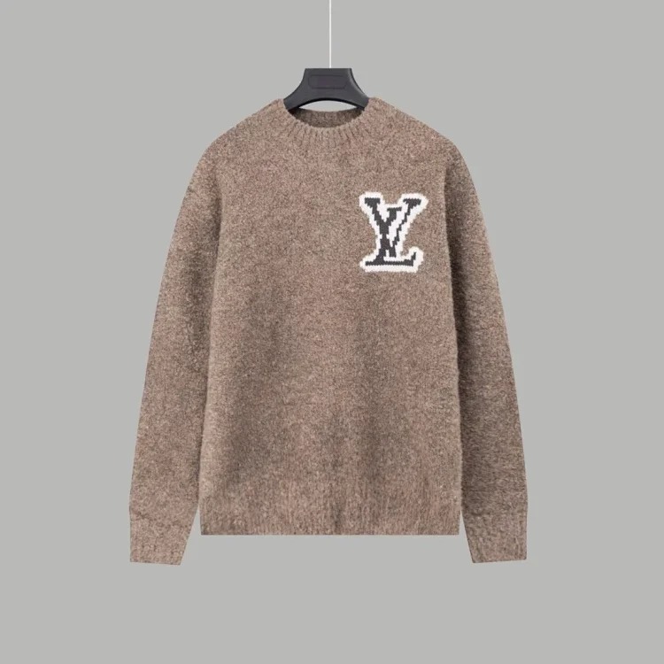 Minimal Luxury Outfit Ideas for Weekends streetwear outfit ideas 2026